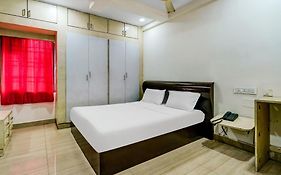 Hotel O Gayatri Guest House